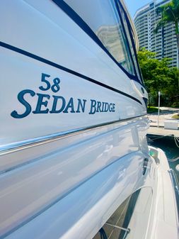 Sea Ray 580 Sedan Bridge image