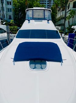 Sea Ray 580 Sedan Bridge image