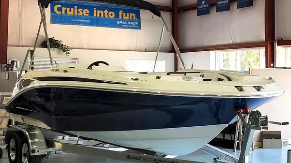 Hurricane SunDeck Sport 205 OB