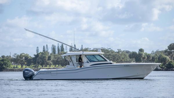 Grady-White 456 Canyon Runner