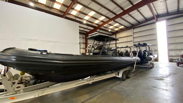 Ocean Craft Marine 31 Center 