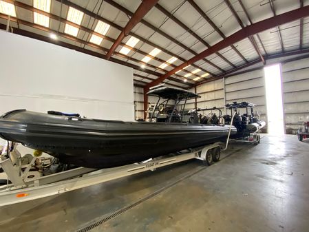 Ocean Craft Marine 31 Center image