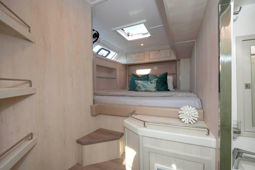 Royal Cape Catamarans Majestic 570 image