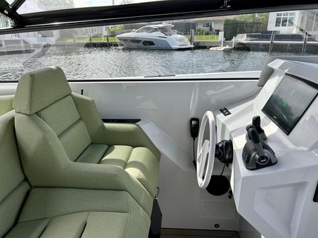 Vanquish Yachts VQ45 image