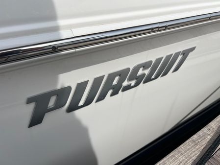 Pursuit S 268 Sport image