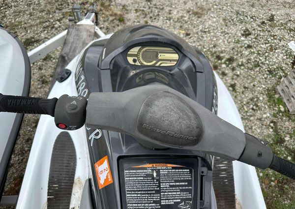 Yamaha-waverunner VX image