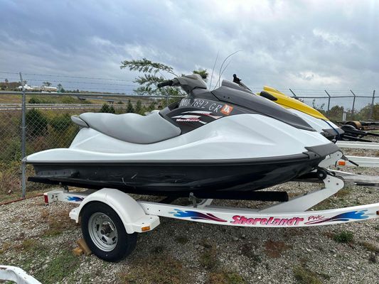 Yamaha-waverunner VX - main image