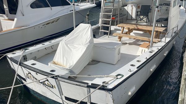 Cape Dory 42 image