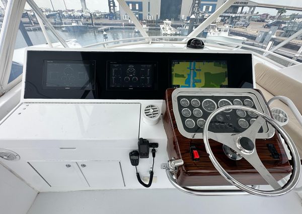 Hatteras 50 Convertible Sportfish image