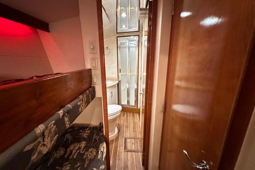 Hatteras 50 Convertible Sportfish image