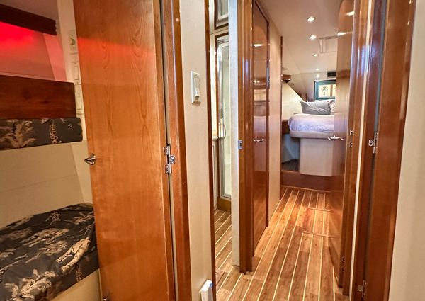 Hatteras 50 Convertible Sportfish image