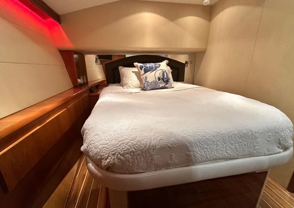 Hatteras 50 Convertible Sportfish image