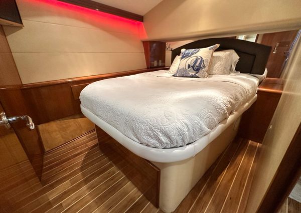 Hatteras 50 Convertible Sportfish image