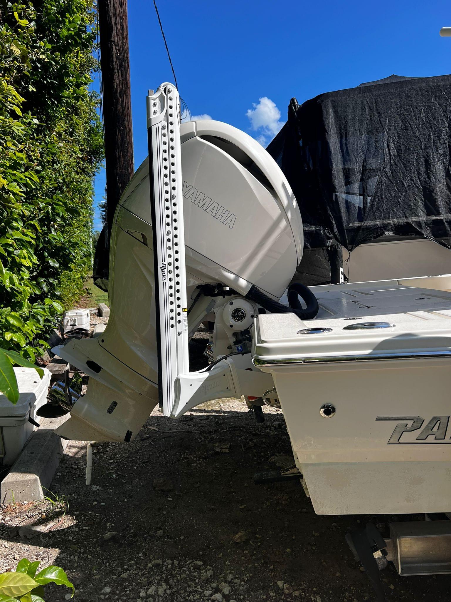 2022 Pathfinder 2400 trs