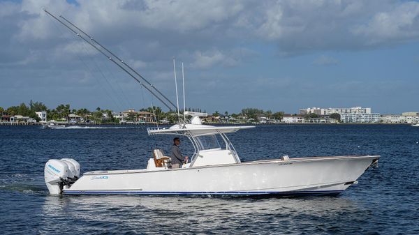 Valhalla Boatworks V37