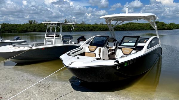 Yamaha Boats 275 SD 