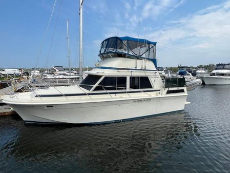 Chris-Craft Catalina 362 image