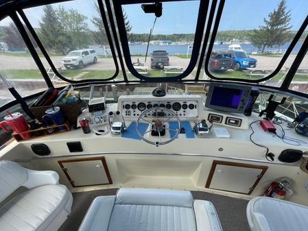 Chris-Craft Catalina 362 image