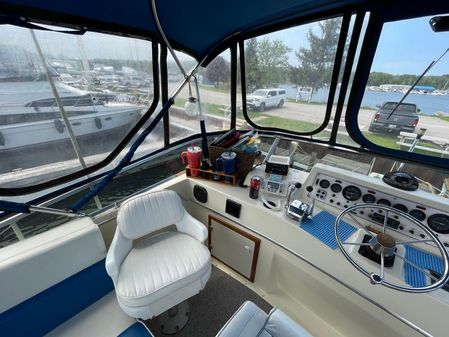 Chris-Craft Catalina 362 image