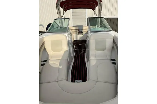 Chaparral 256 SSi image