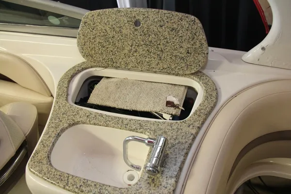 Chaparral 256 SSi image