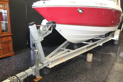 Chaparral 256 SSi image