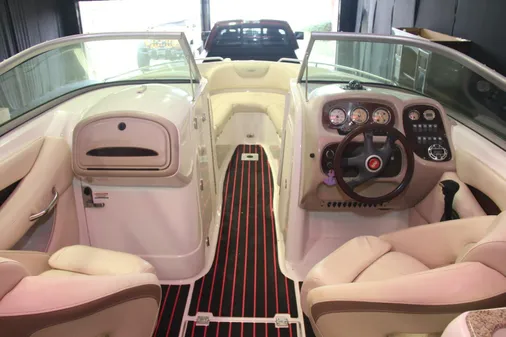 Chaparral 256 SSi image