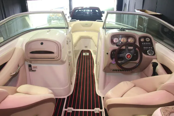 Chaparral 256 SSi image