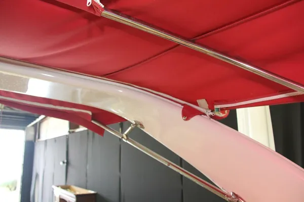 Chaparral 256 SSi image