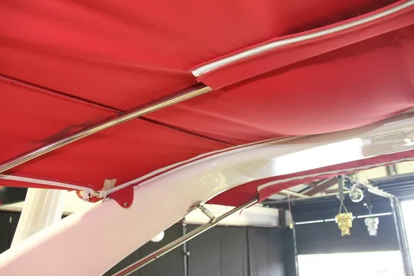 Chaparral 256 SSi image