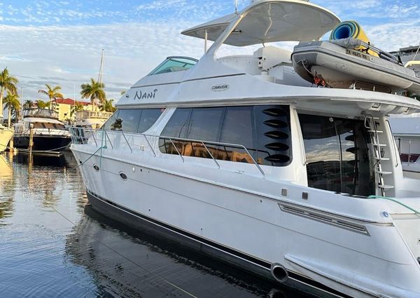 Carver 530 Voyager Pilothouse image