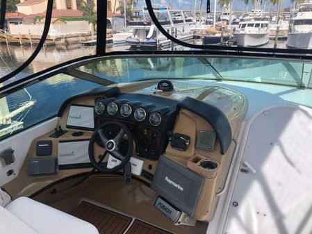 Carver 530 Voyager Pilothouse image