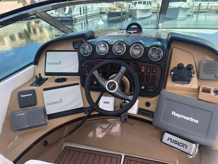 Carver 530 Voyager Pilothouse image