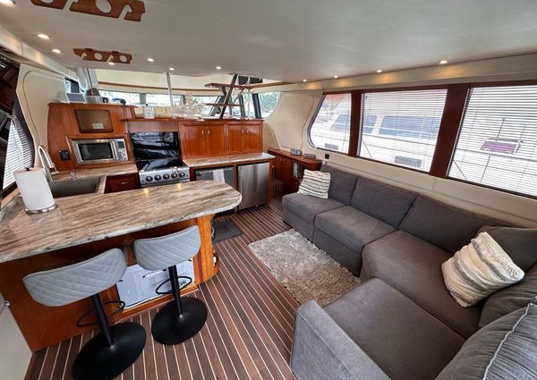 Carver 530 Voyager Pilothouse image