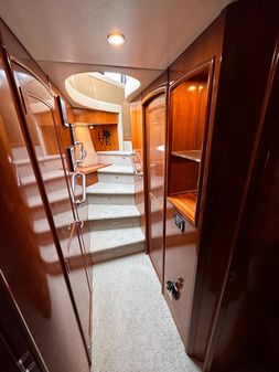 Carver 530 Voyager Pilothouse image