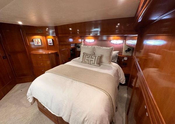 Carver 530 Voyager Pilothouse image