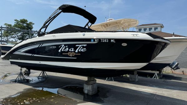 Sea Ray 270 Sundeck 