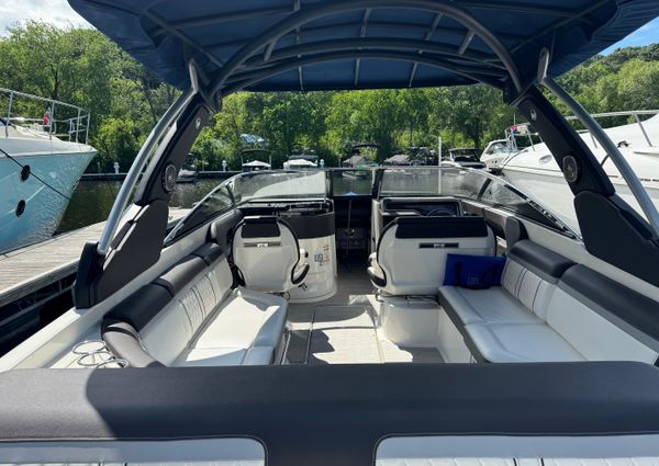 Sea Ray 280 SLX image