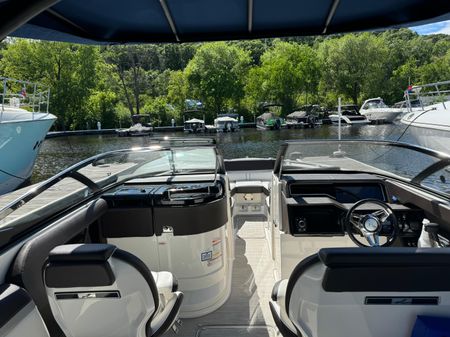 Sea Ray 280 SLX image