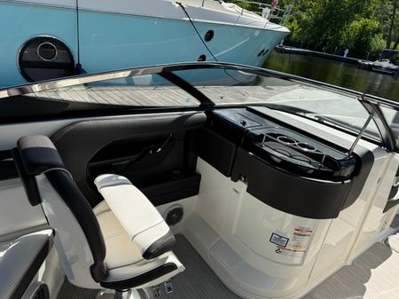 Sea Ray 280 SLX image