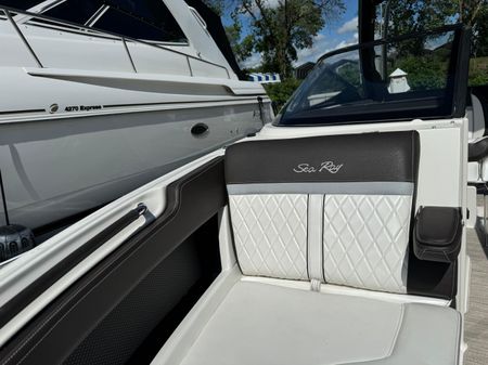 Sea Ray 280 SLX image