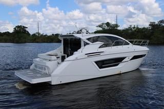 Cruisers-yachts 46-CANTIUS image