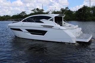 Cruisers-yachts 46-CANTIUS image