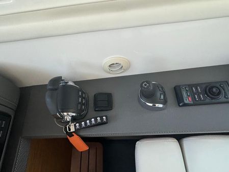 Cruisers-yachts 46-CANTIUS image