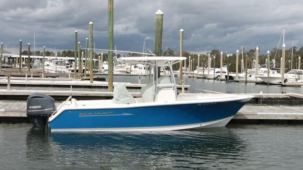 Sea Hunt 234 Ultra F250 