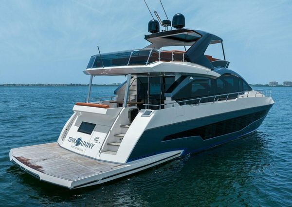 Astondoa 66 Flybridge image