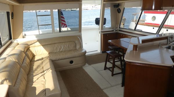 Meridian 490-PILOTHOUSE image