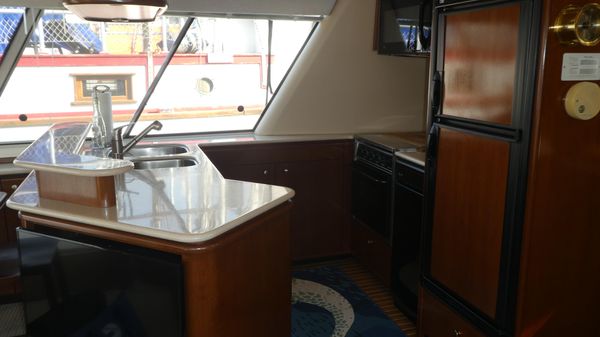 Meridian 490-PILOTHOUSE image