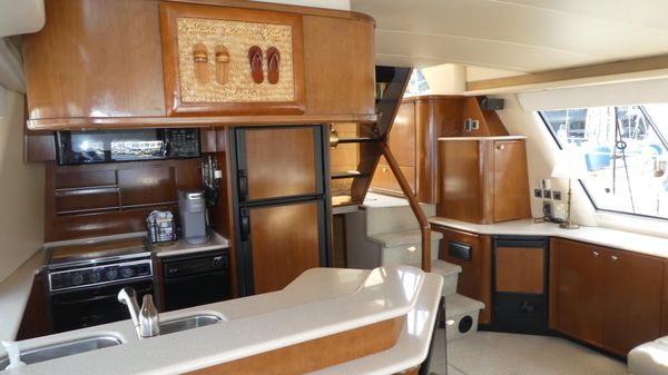 Meridian 490-PILOTHOUSE image