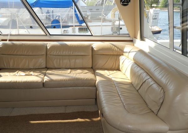 Meridian 490-PILOTHOUSE image